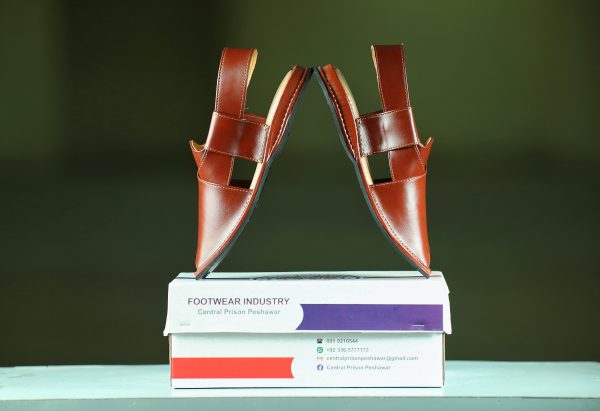Hush Puppies Peshawari Chappal - Image 4